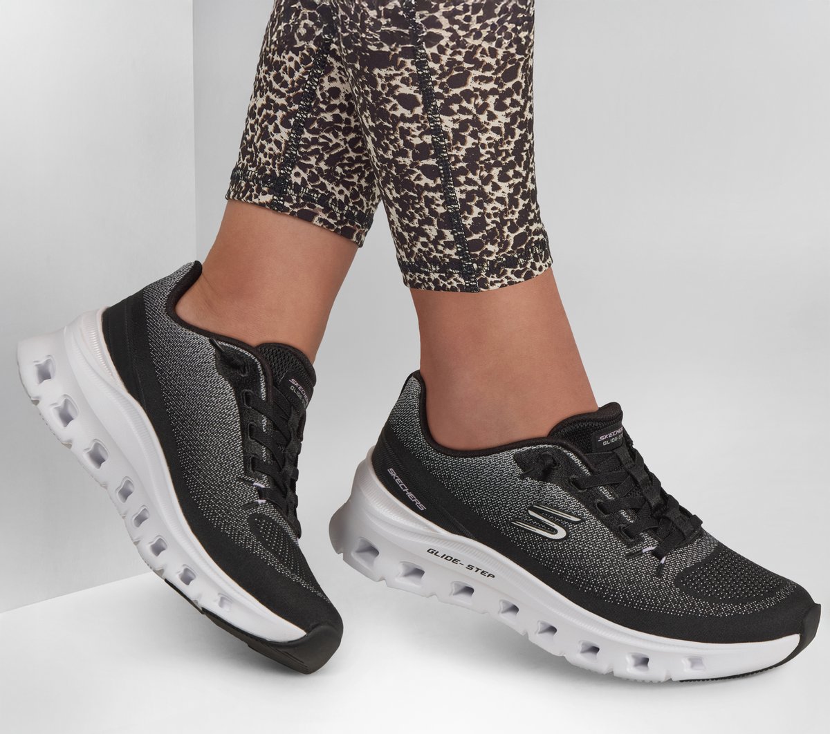 Skechers Women | Glide-Step Pro - Soft Mirage