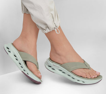 Skechers Women | Max Cushioning Glide-Step Sandal - Audra