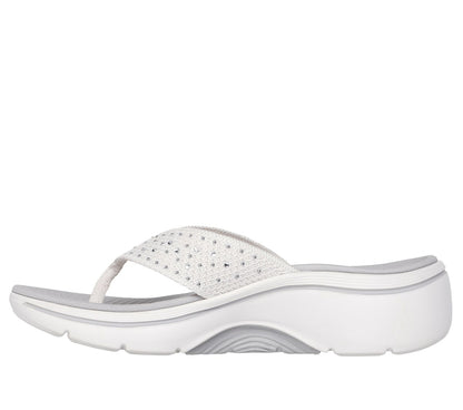 Skechers Women | GO WALK Arch Fit 2.0 Sandal - Claire