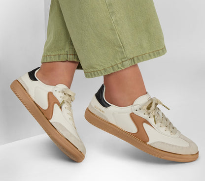 Skechers Women | Hotshot - Living Luxe