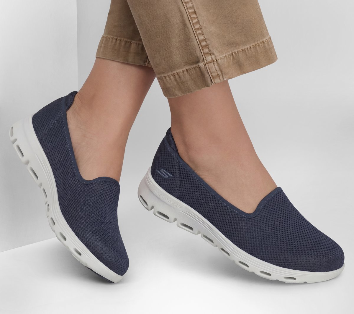 Skechers Women | Glide-Step Serene - Lennon