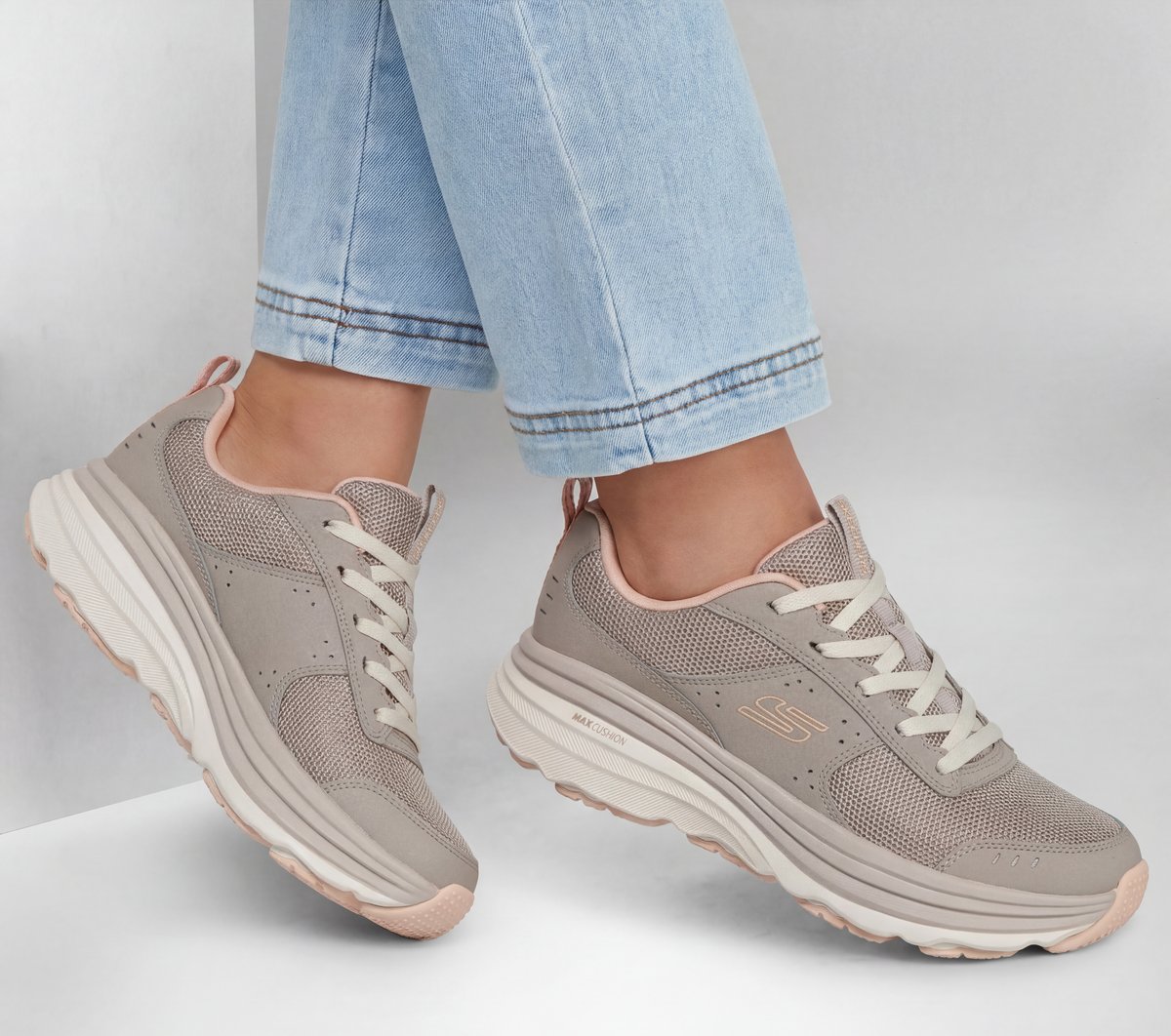 Skechers Women | Relaxed Fit: Max Cushioning Zirrus - Cobble Stone