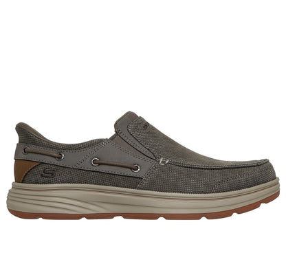 KHAKI,7.0,Medium